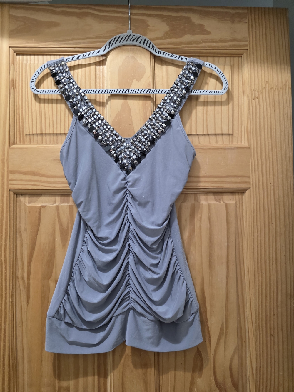 Y2K Embellished V-Neck Ruched Women's Top - Light Gray